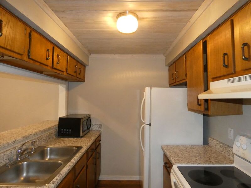 4235 Brookside Dr – photo 5