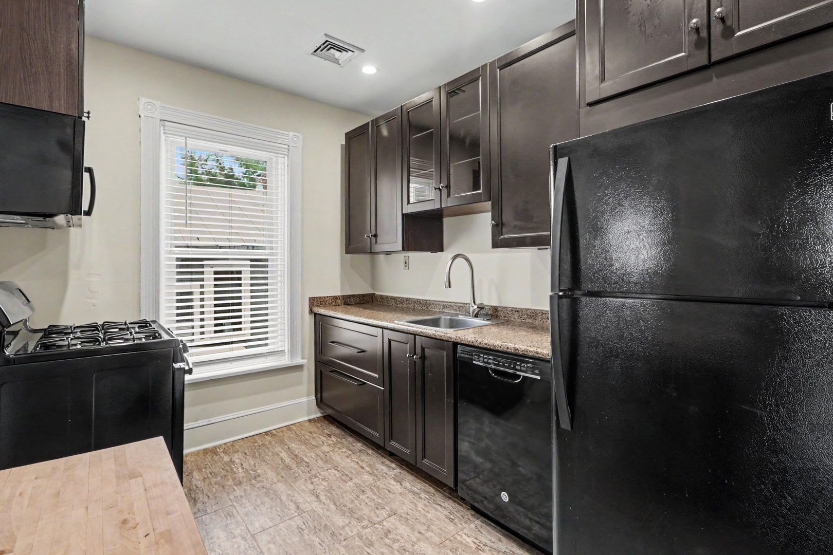 36 W Pomfret St – photo 2