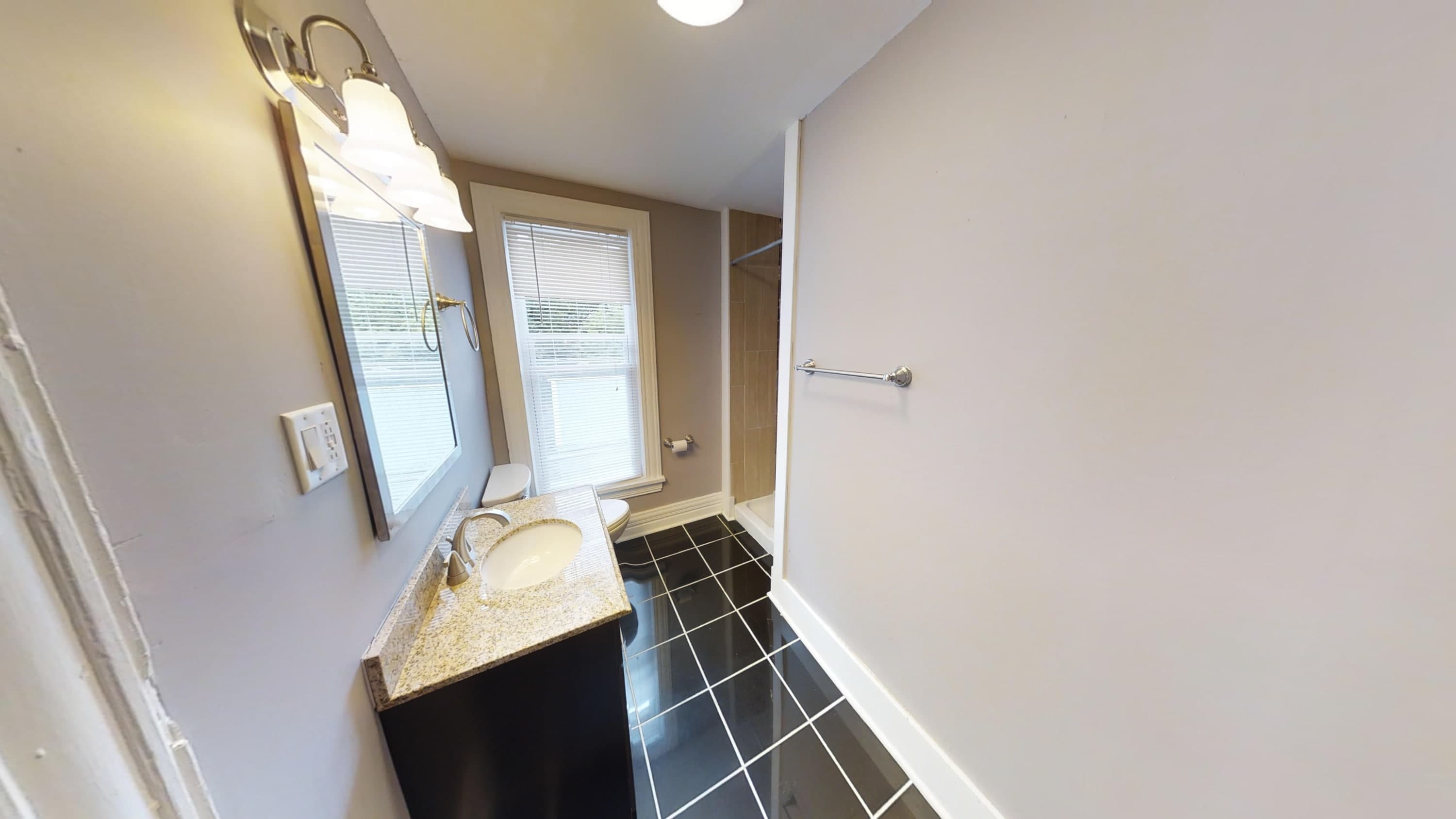 410 Westcott St Apt 3 – photo 2