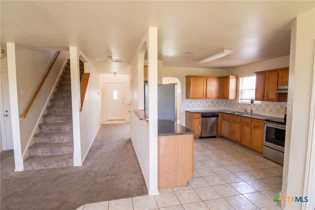 1902 Grey Fox Trail – photo 4