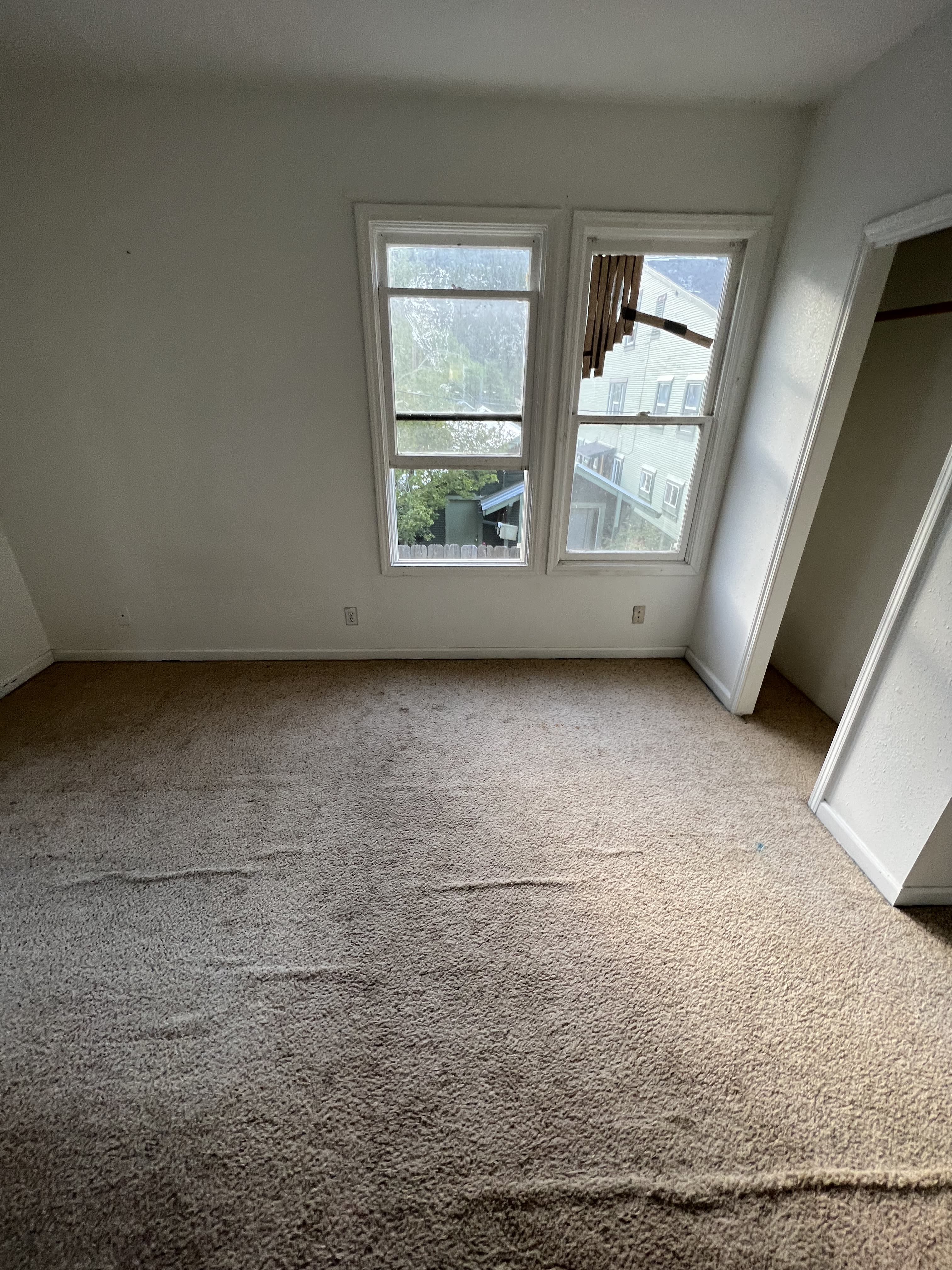 6116 Dunsmuir Ave – photo 4