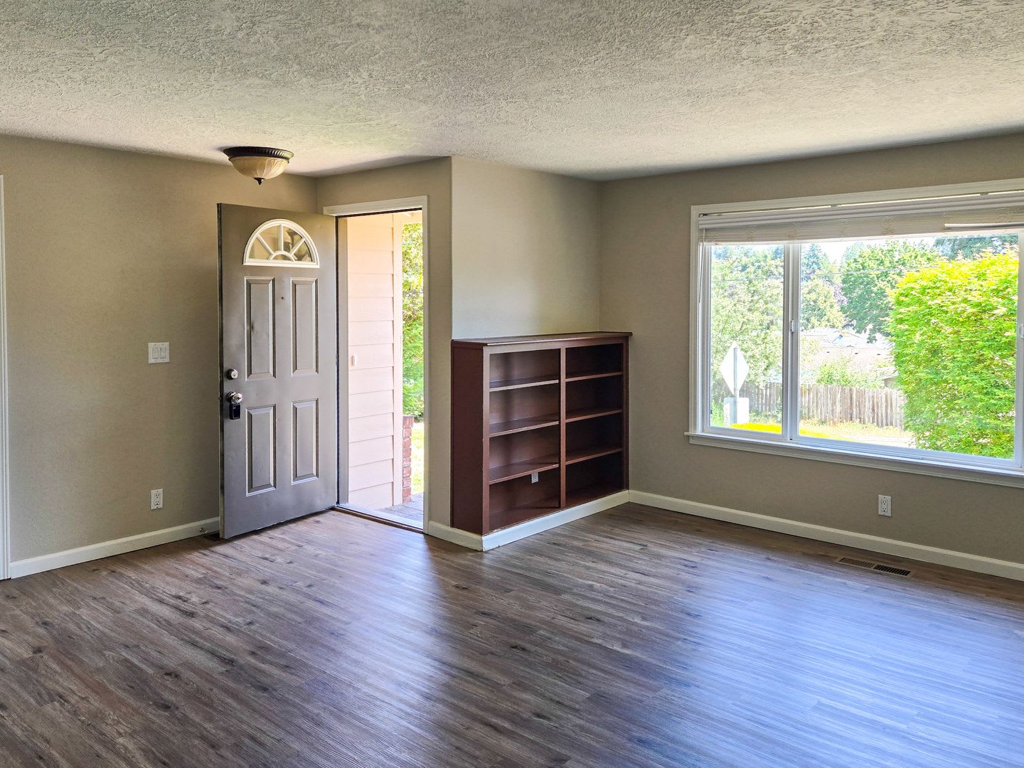 Single Story Home In South Salem ~ 5245 Lone Oak Rd – photo 3