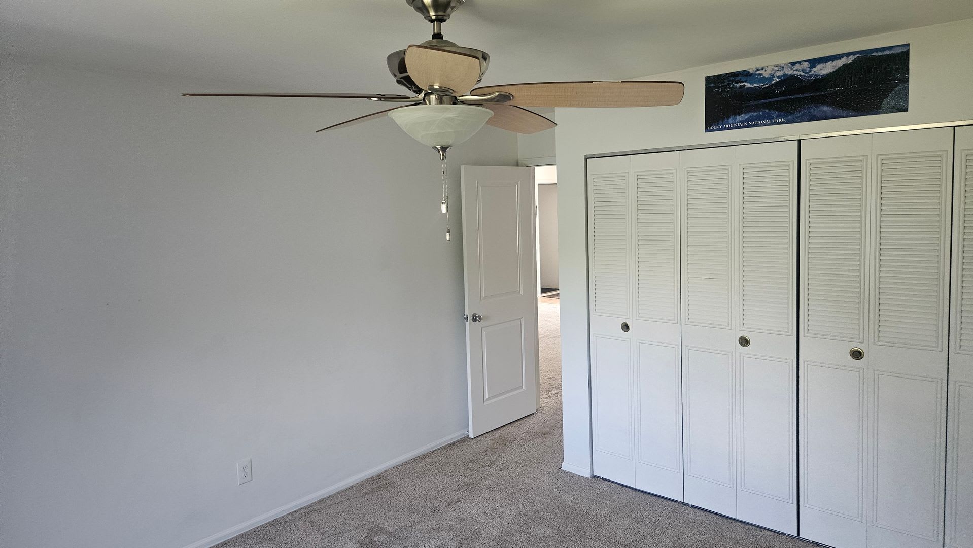 CUTE 2 BEDROOM IN MIDTOWN – photo 5