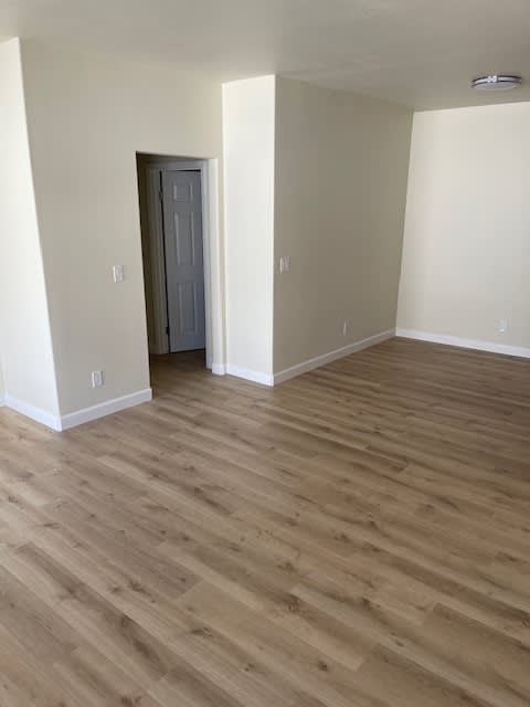 1032 Prospect Avenue – photo 4