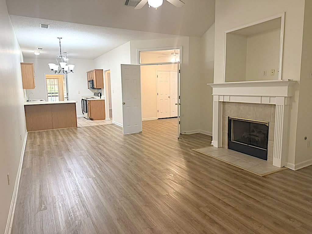 7751 Lipscomb Drive – photo 2