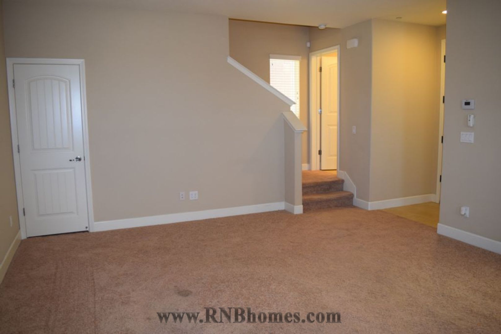 900 Lyon Place – photo 2