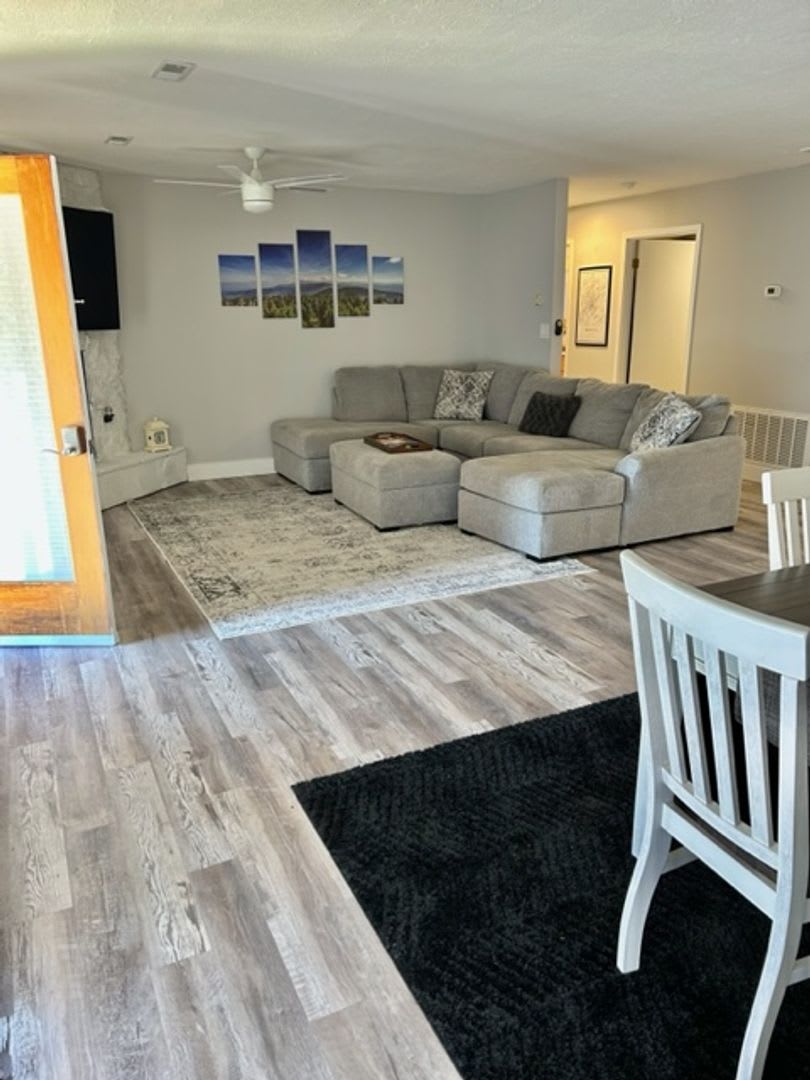 Greenback 37742-2 Bedrooms, 2 Baths, 2 car garage. – photo 3
