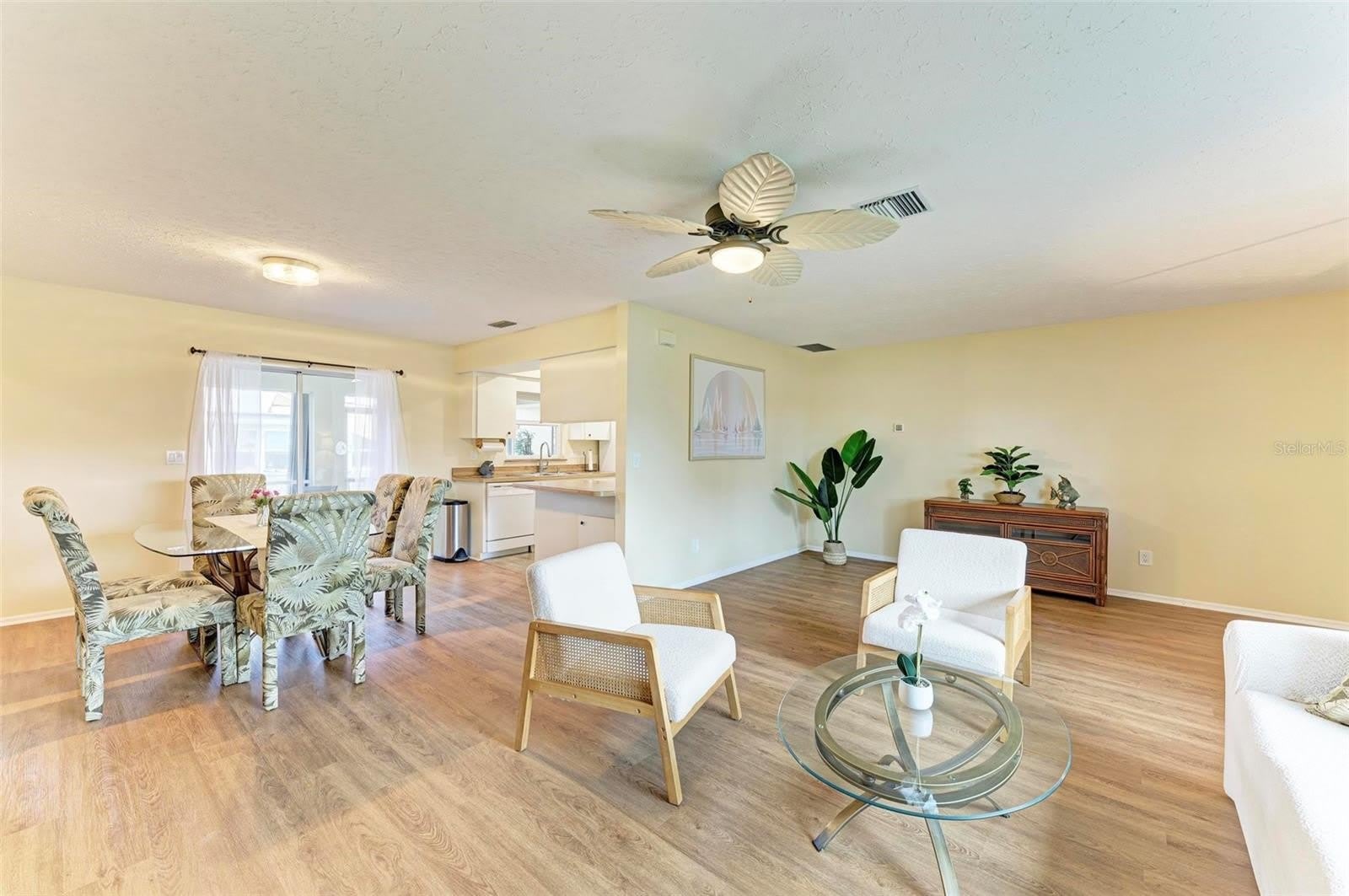 1640 SATURN Road – photo 5