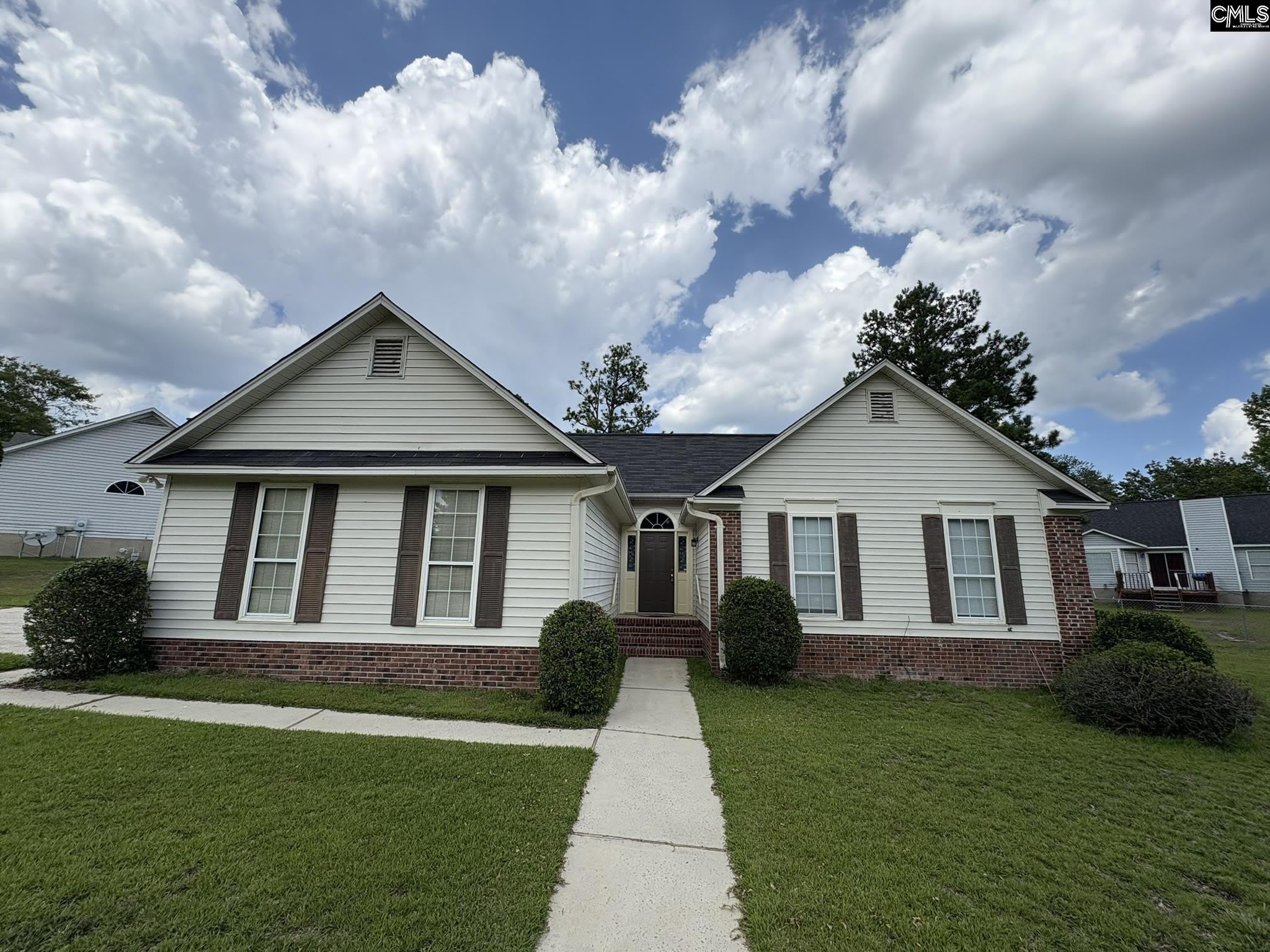 112 Green Rose Road – photo 1