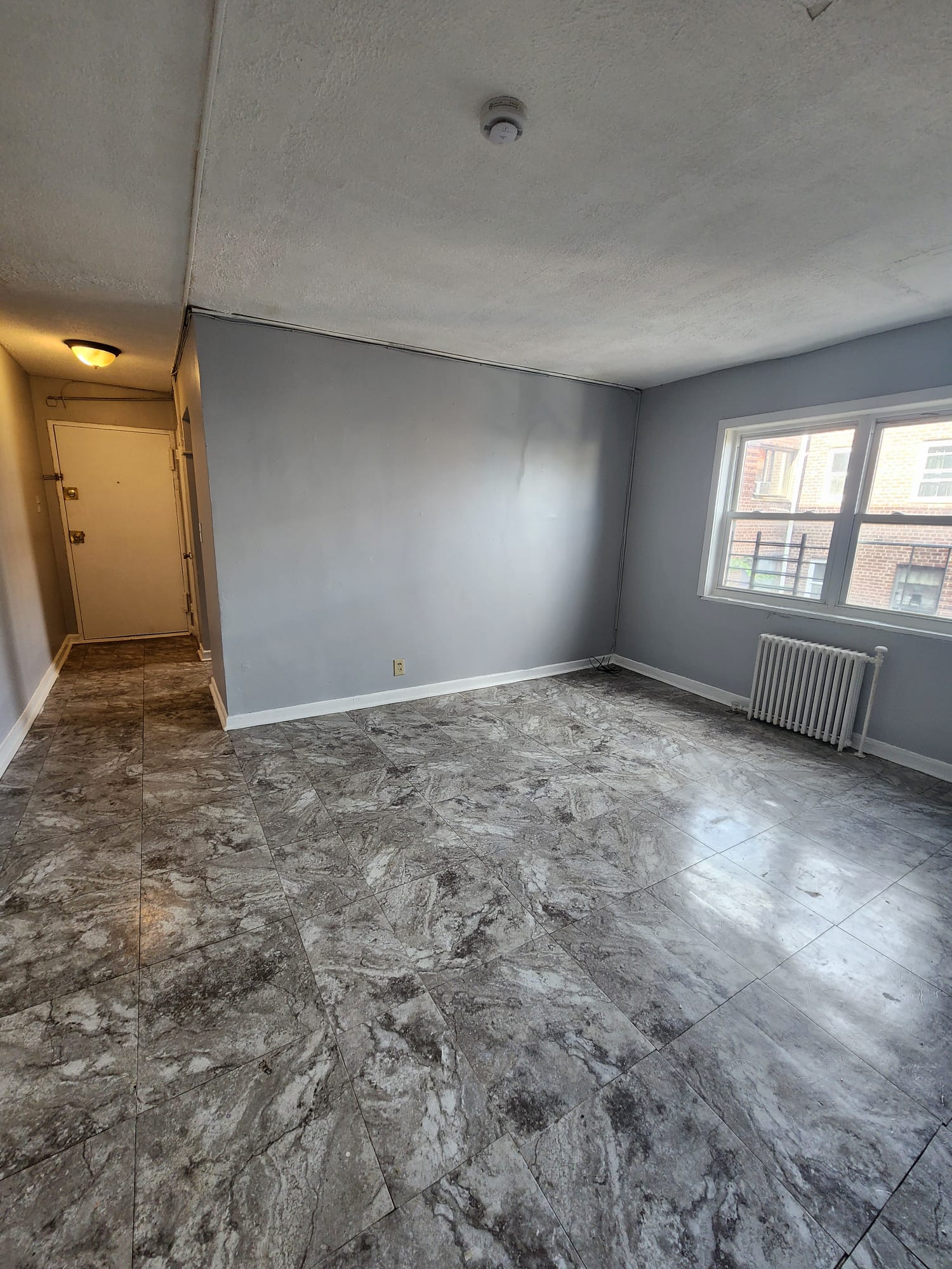 70 Crawford St – photo 2