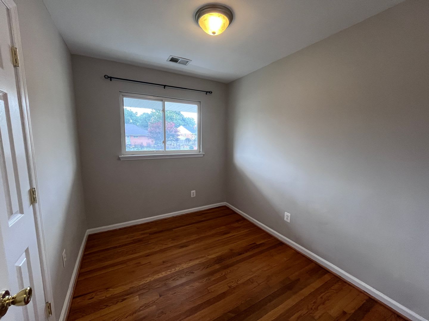 Gorgeous Rarely Available 5Br 3Ba Home In Desirable Broyhill Park – photo 5