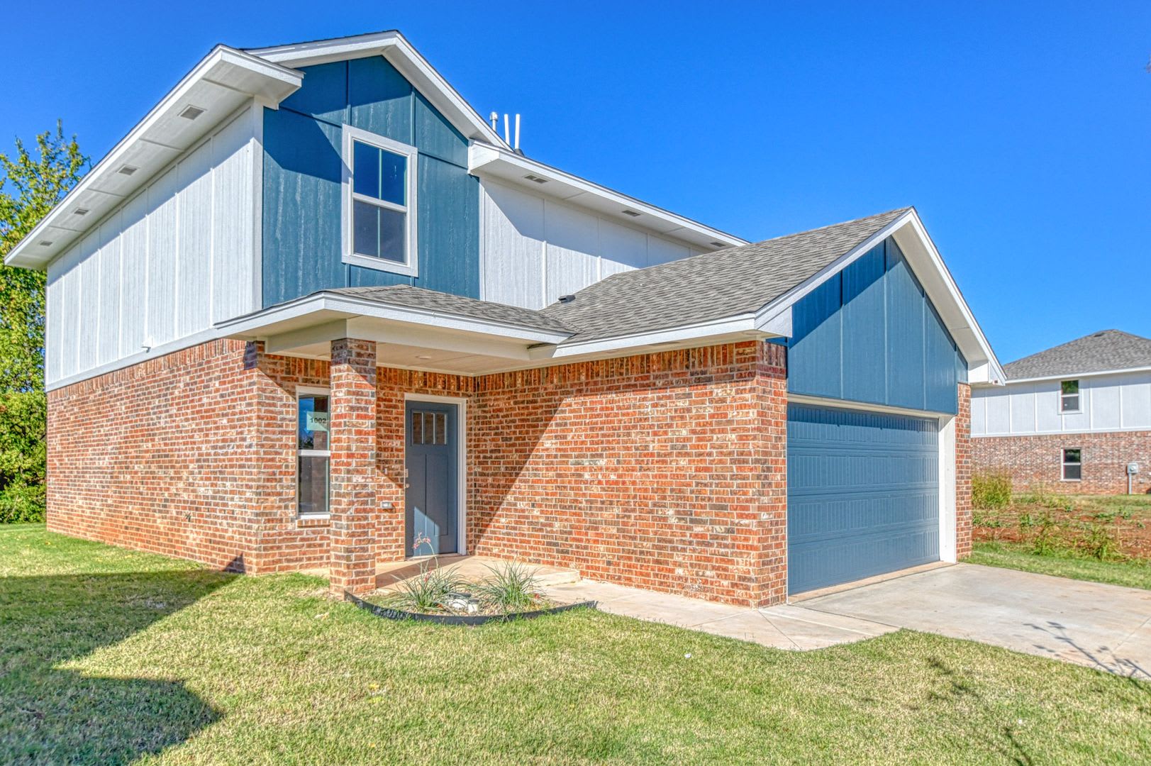 Move In Special: August Rent Free! – photo 2