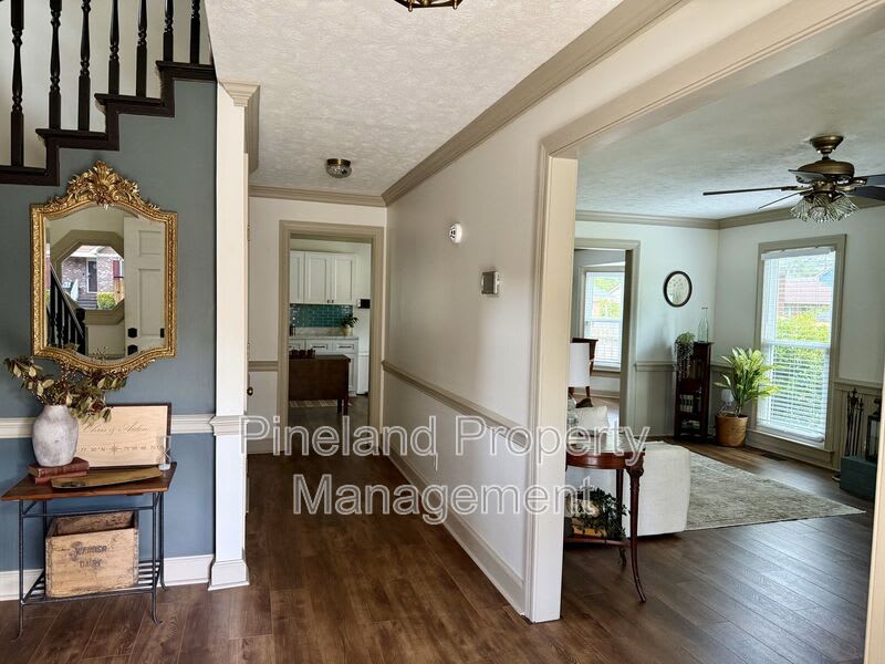 405 Andros Drive – photo 5