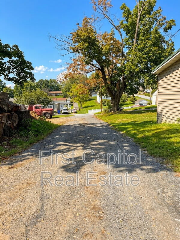 2629 Catherine Street – photo 3