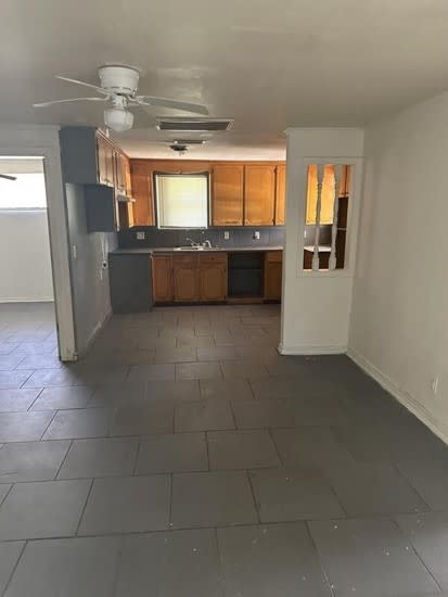 1109 West Long 17th Street – photo 5