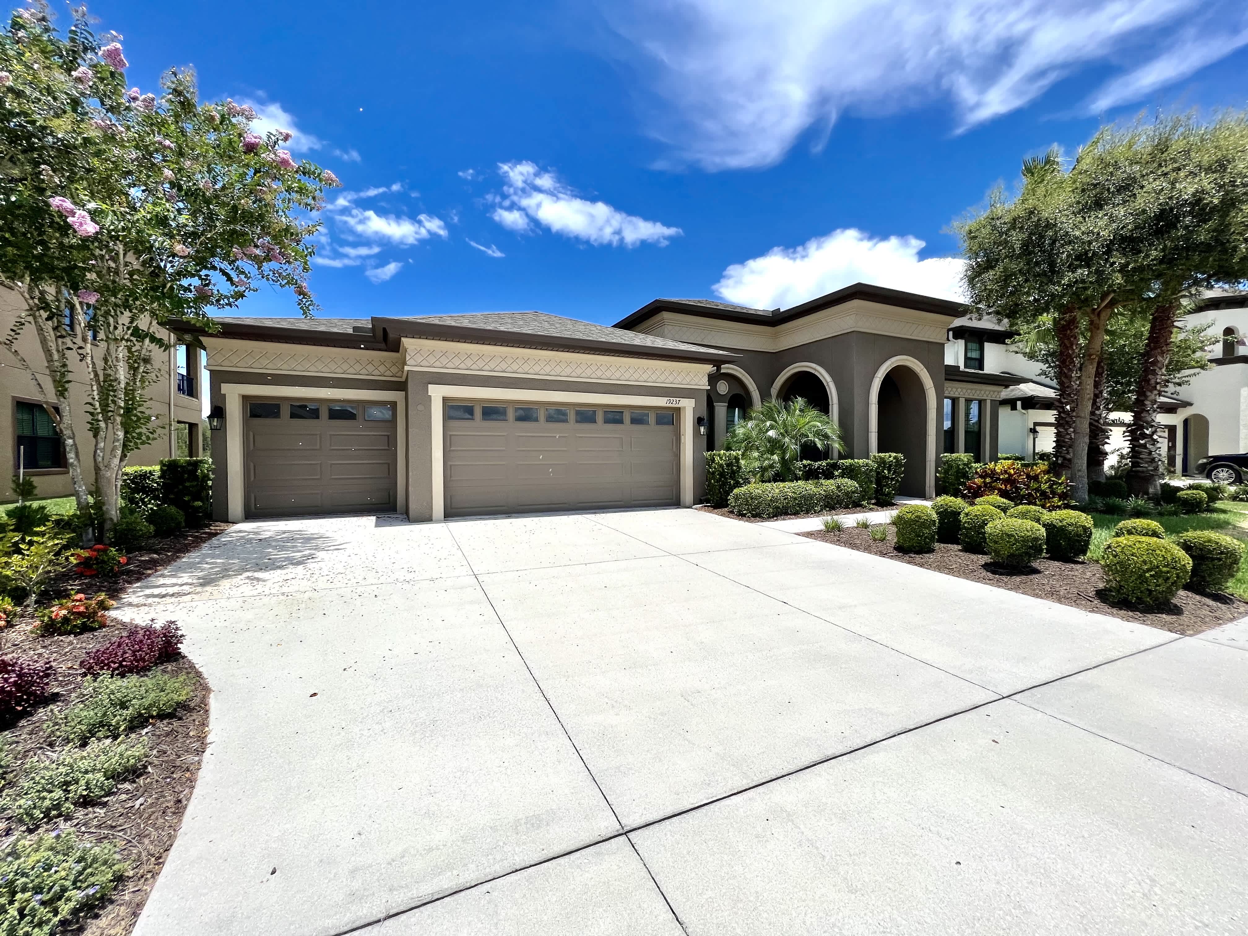 19237 Falcon Crest Blvd – photo 4