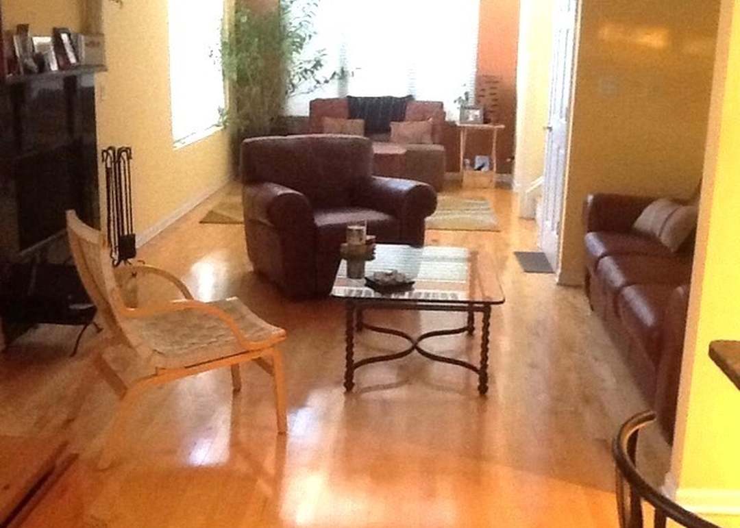 220 Des Plaines St – photo 3