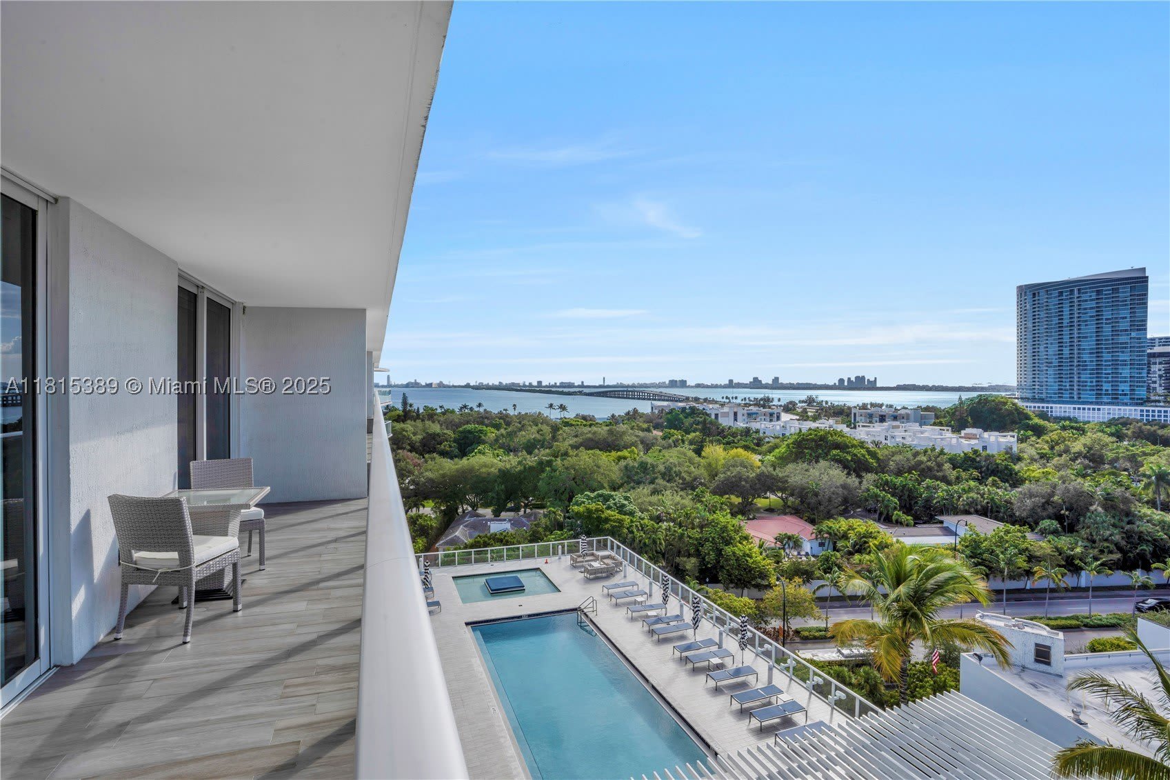 4250 Biscayne Blvd – photo 2