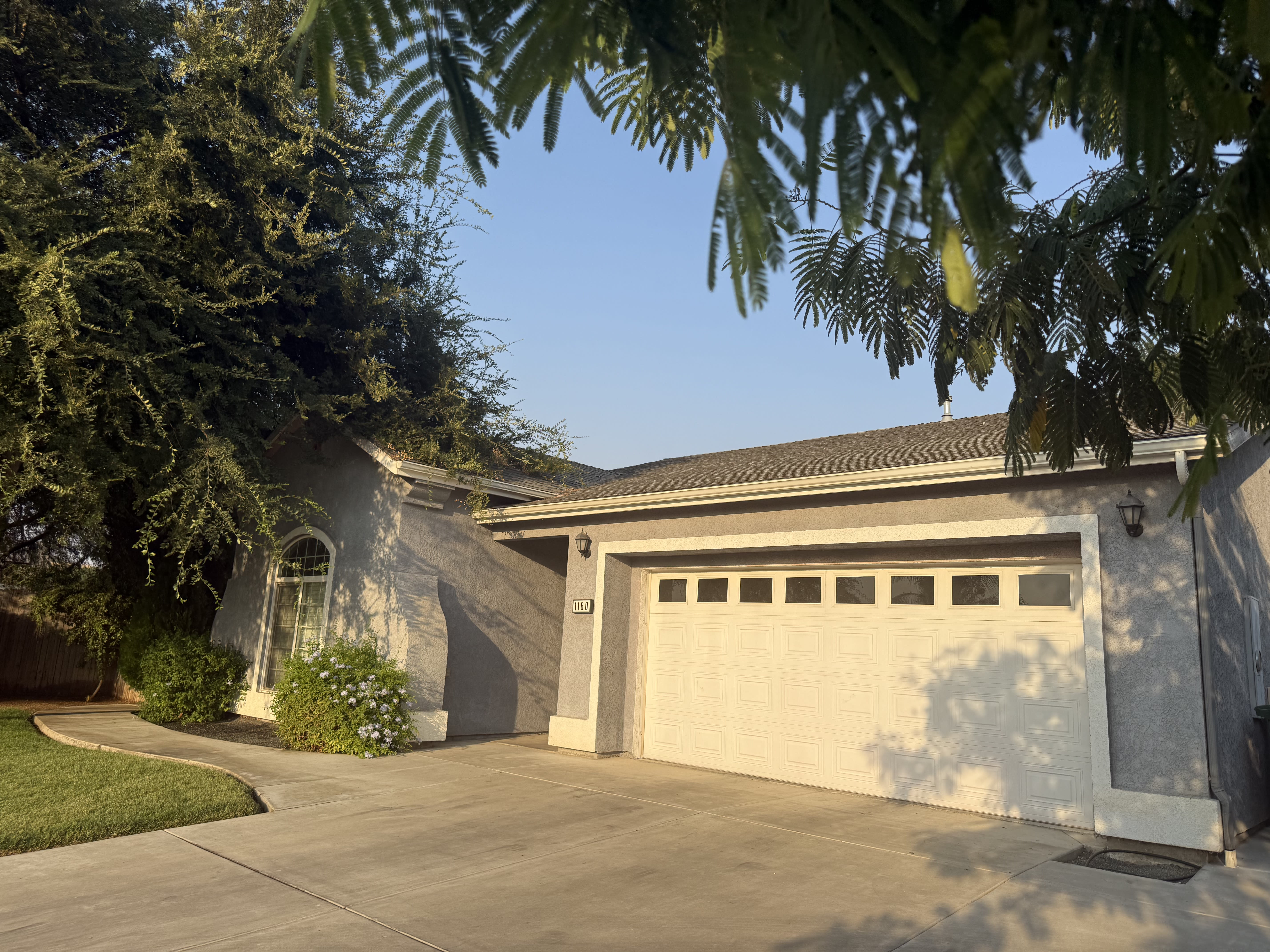 1160 Hamlin Way – photo 2