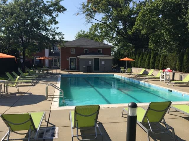 Southwood Square – photo 2