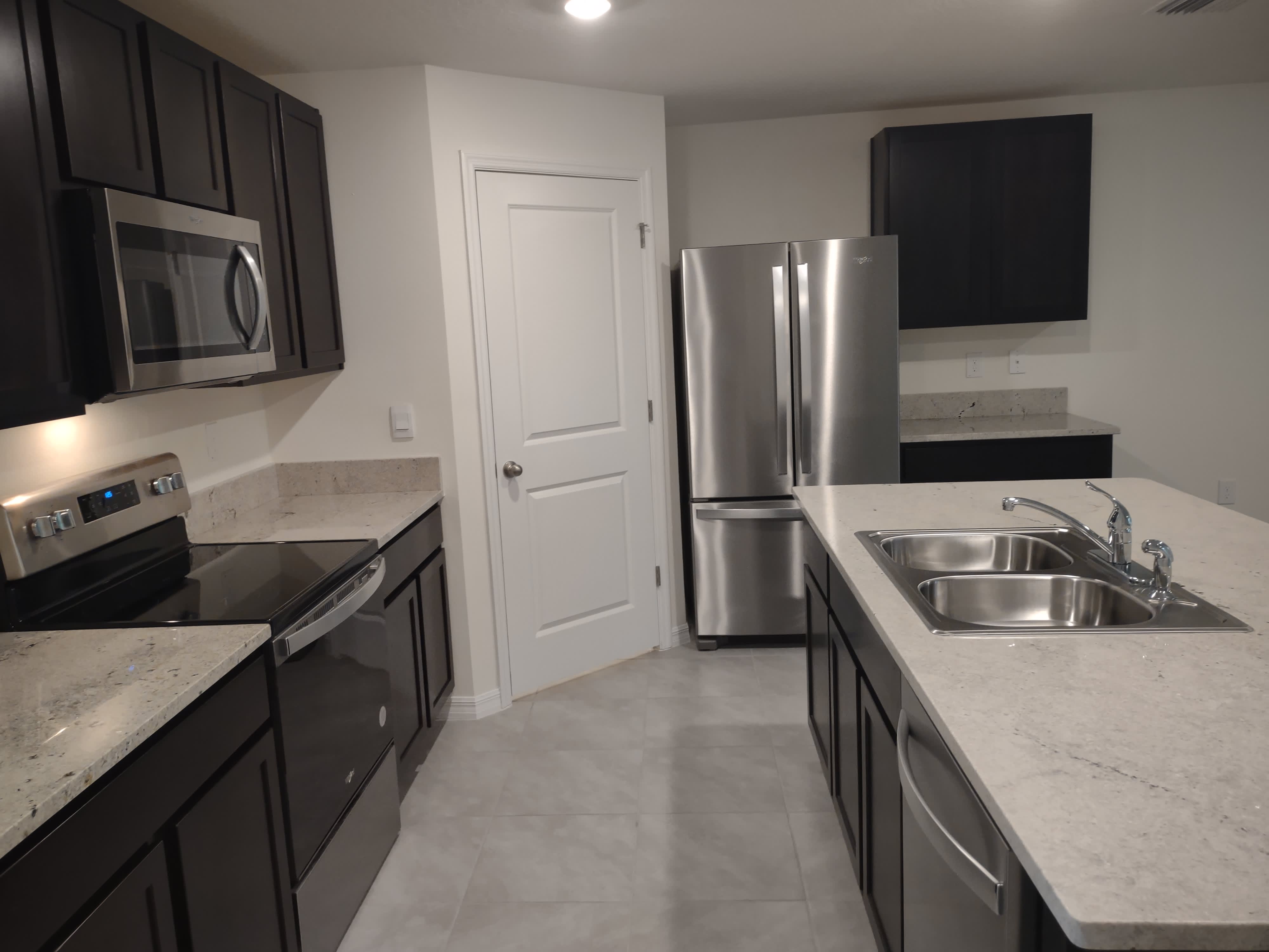 5215 Byronic Ct – photo 3
