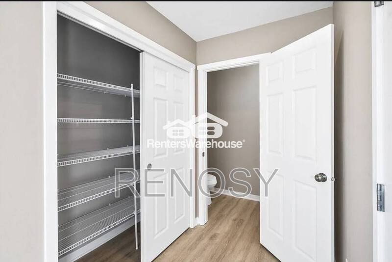 104 E Sycamore Street – photo 5