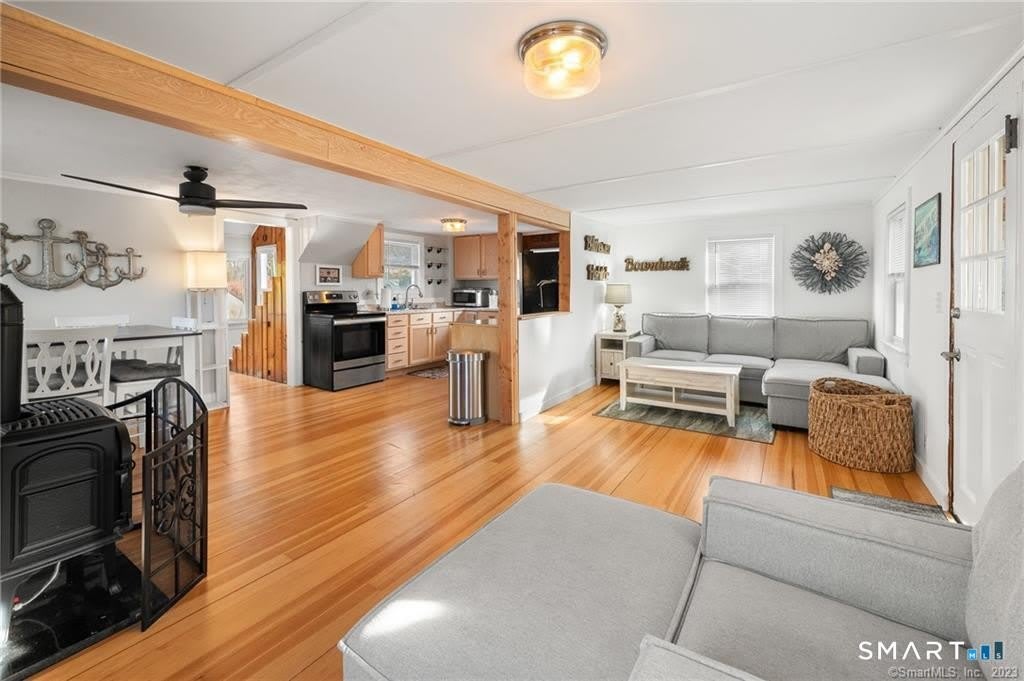 121 Shore Road – photo 2