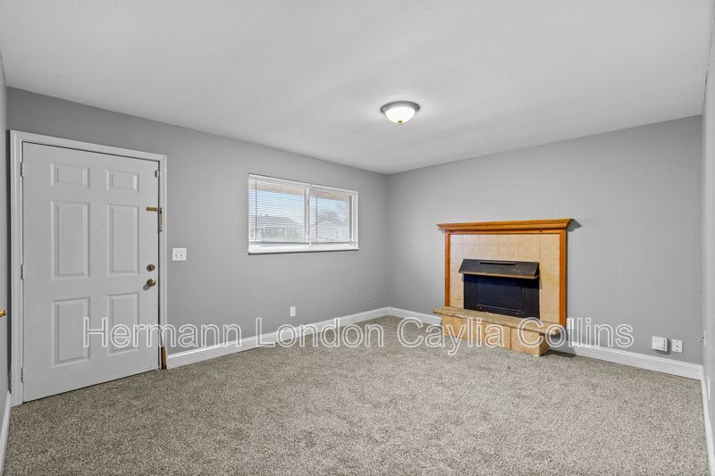 2265 Grants Parkway – photo 4