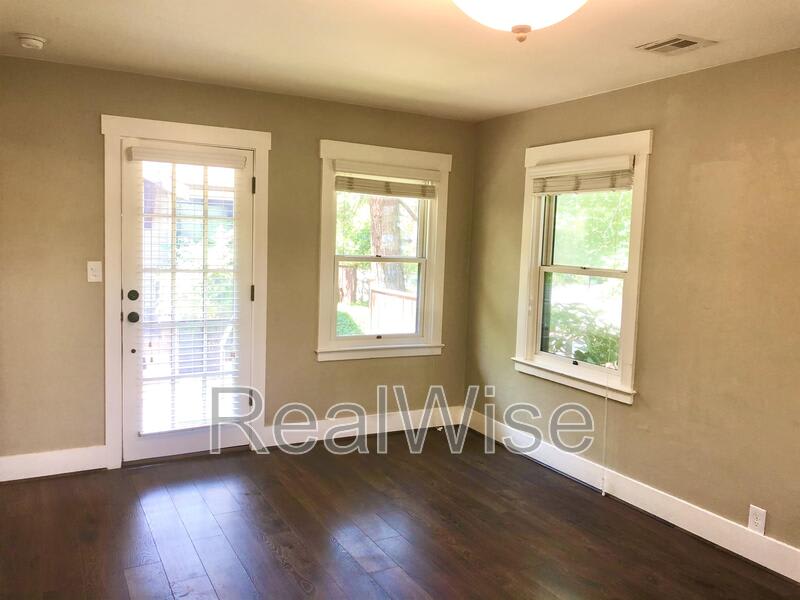 560 Siskiyou Blvd – photo 3