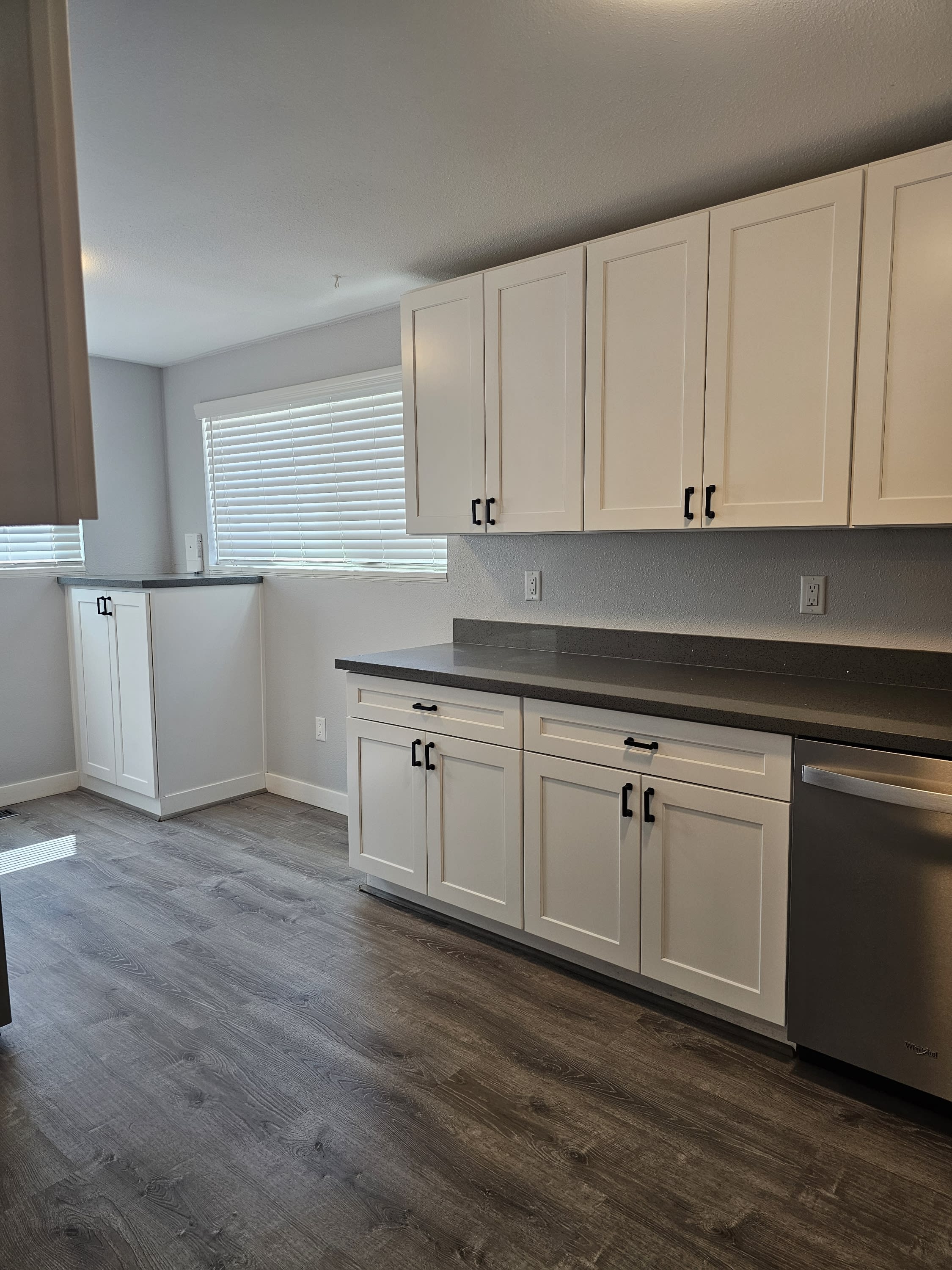 813 North Riverside Drive A – photo 2