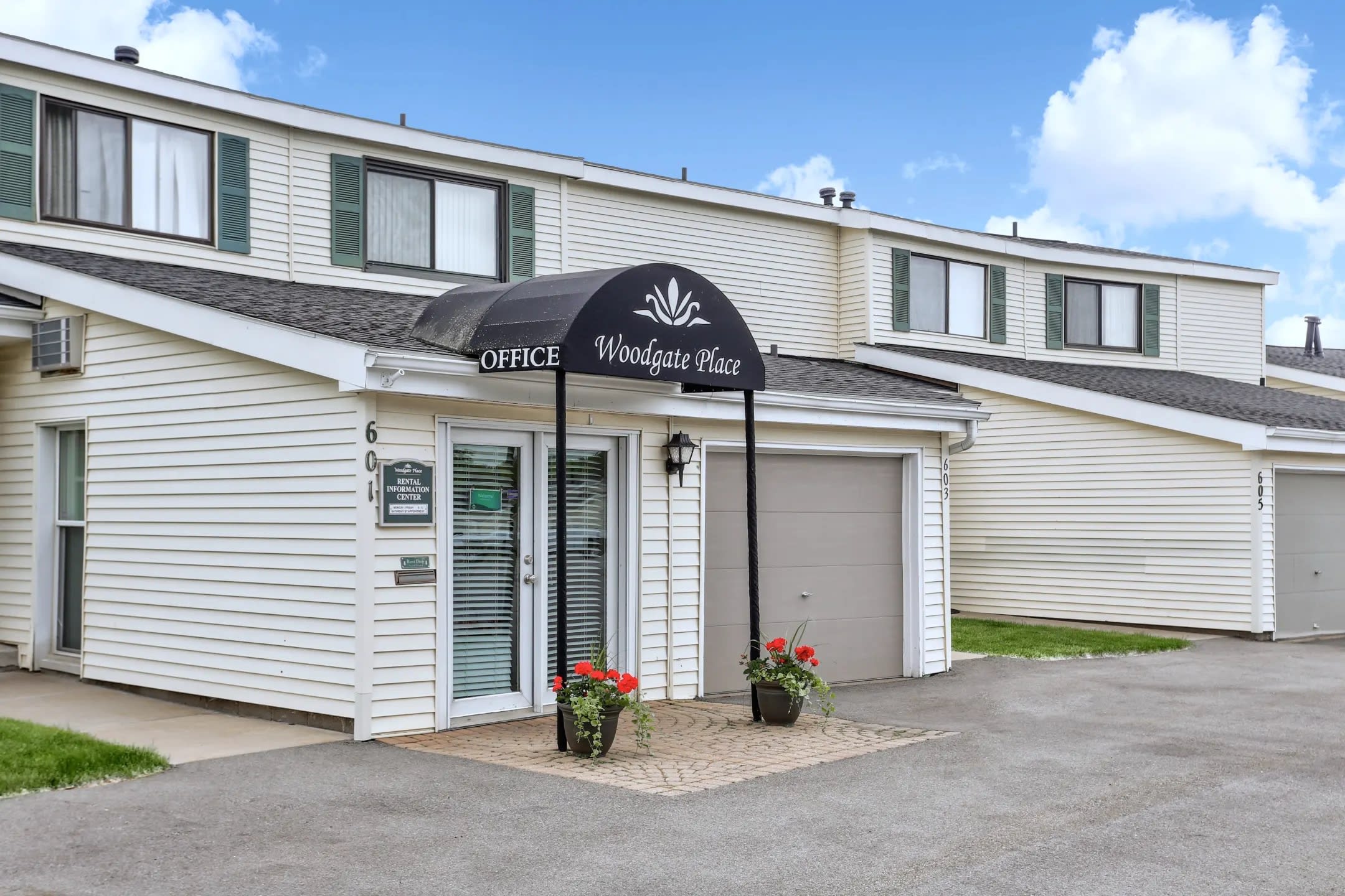 Woodgate Place Apartments – photo 2