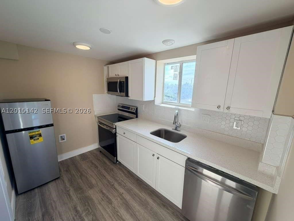 943 79Th Ter – photo 5