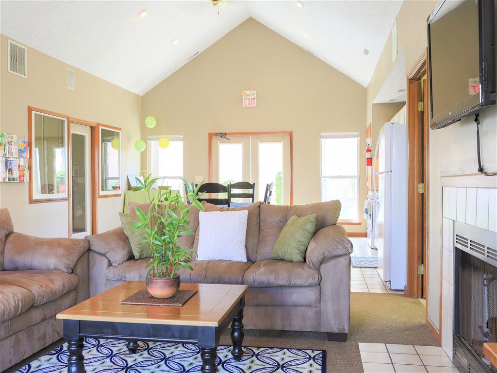 Creekside Village – photo 5
