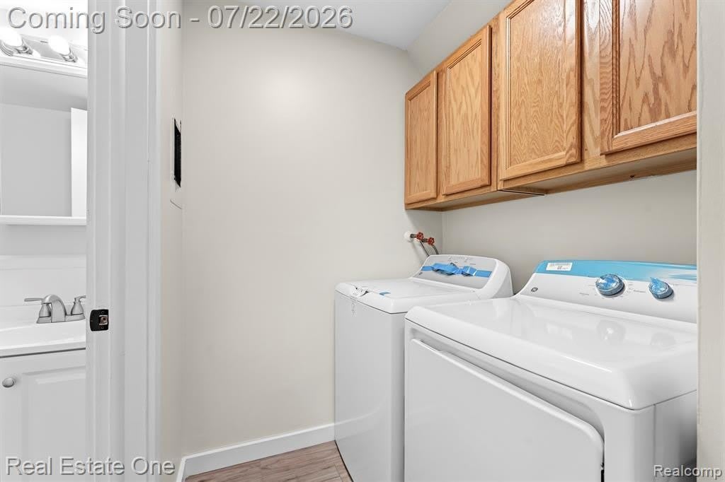 15588 Dupage Boulevard – photo 5