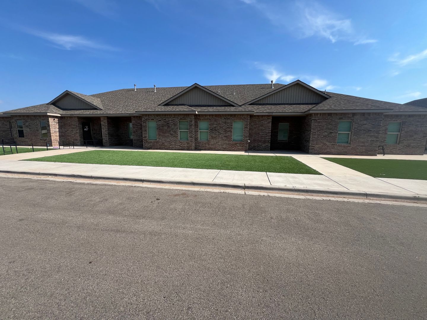 Townhome- Walking Distance to Lubbock Cooper- HALF OFF FIRST FULL MONTH'S RENT – photo 5