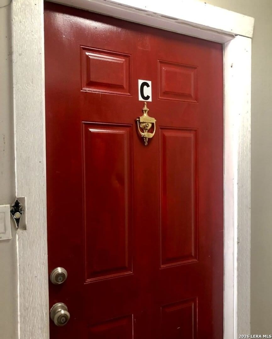 1016 Mission Dr – photo 1