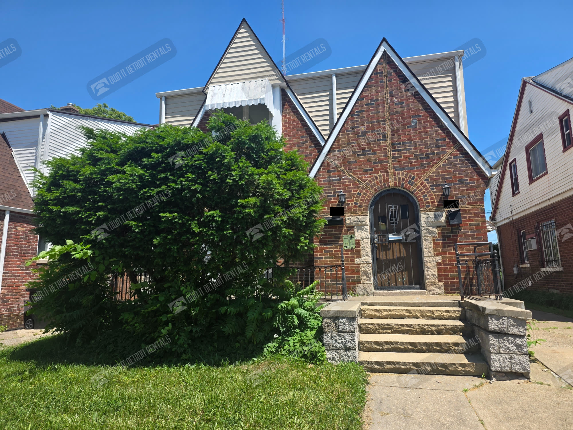 13918 Roselawn St Uppr – photo 1