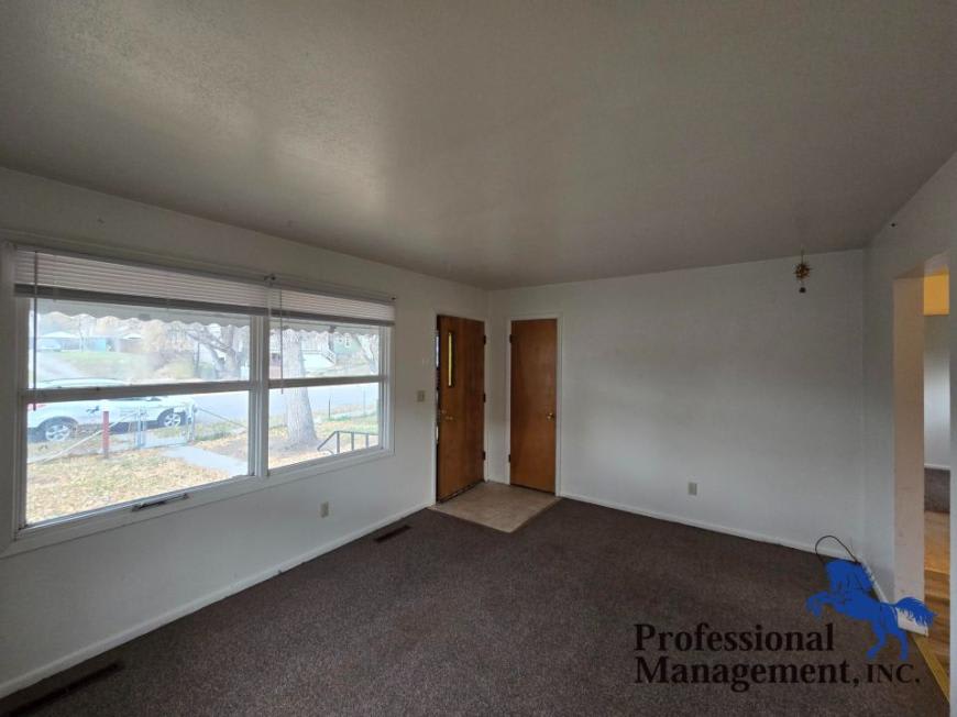 43 Adams St – photo 2