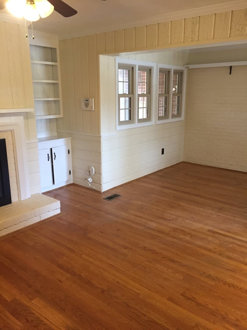 Move in Special 1/2 off the first months rent with 13 month lease – photo 2