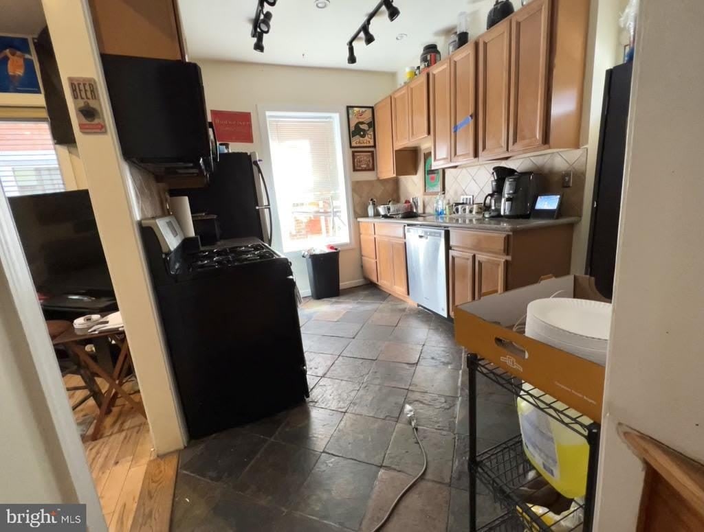 3212 WINTER STREET – photo 4