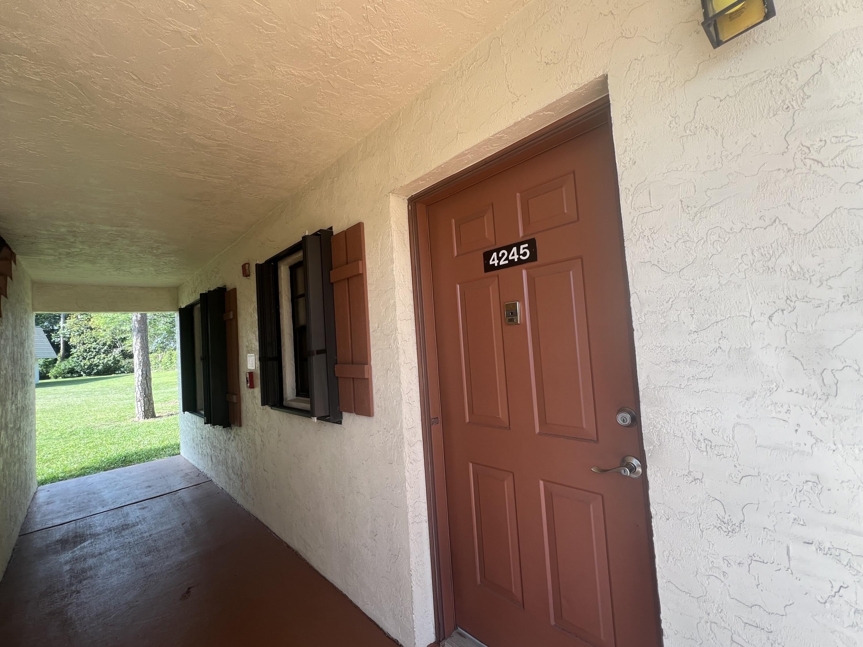 4245 Oak Terrace Drive – photo 2