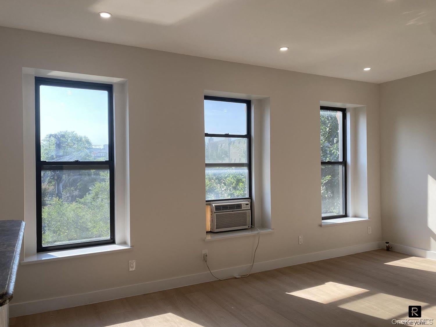 76 4th Avenue – photo 2