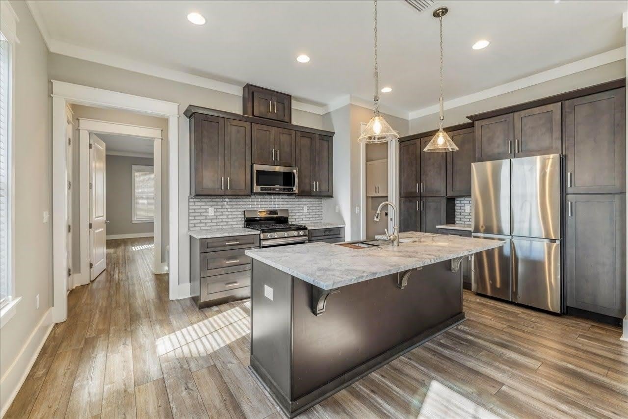 4072 Biltmore Avenue – photo 5