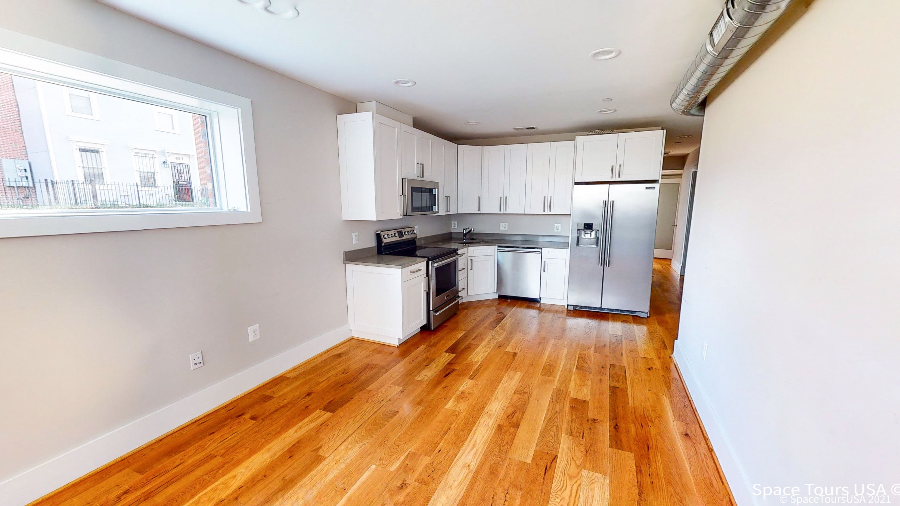 1537 Gales St Ne – photo 3