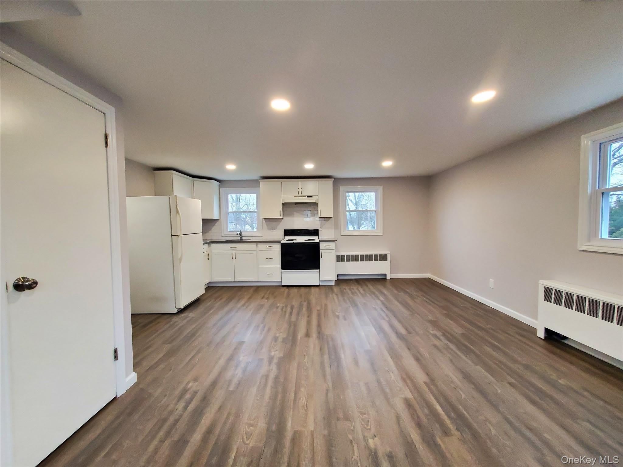 273 S 16th St – photo 2