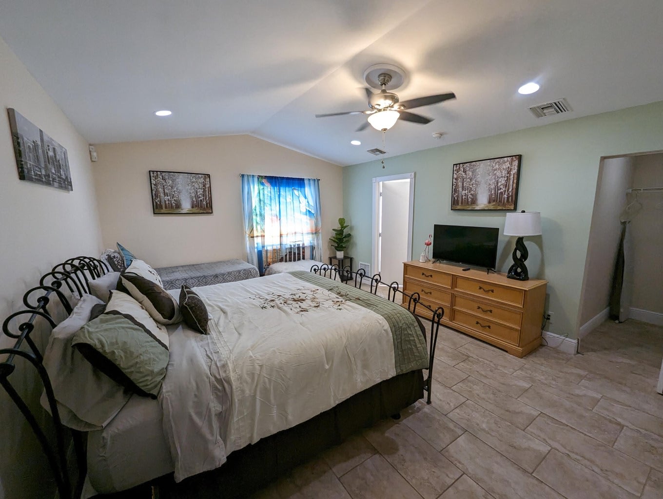 2394 Zeder Avenue – photo 5