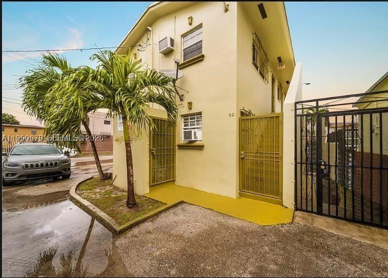 1500 NW 69th Ter – photo 4