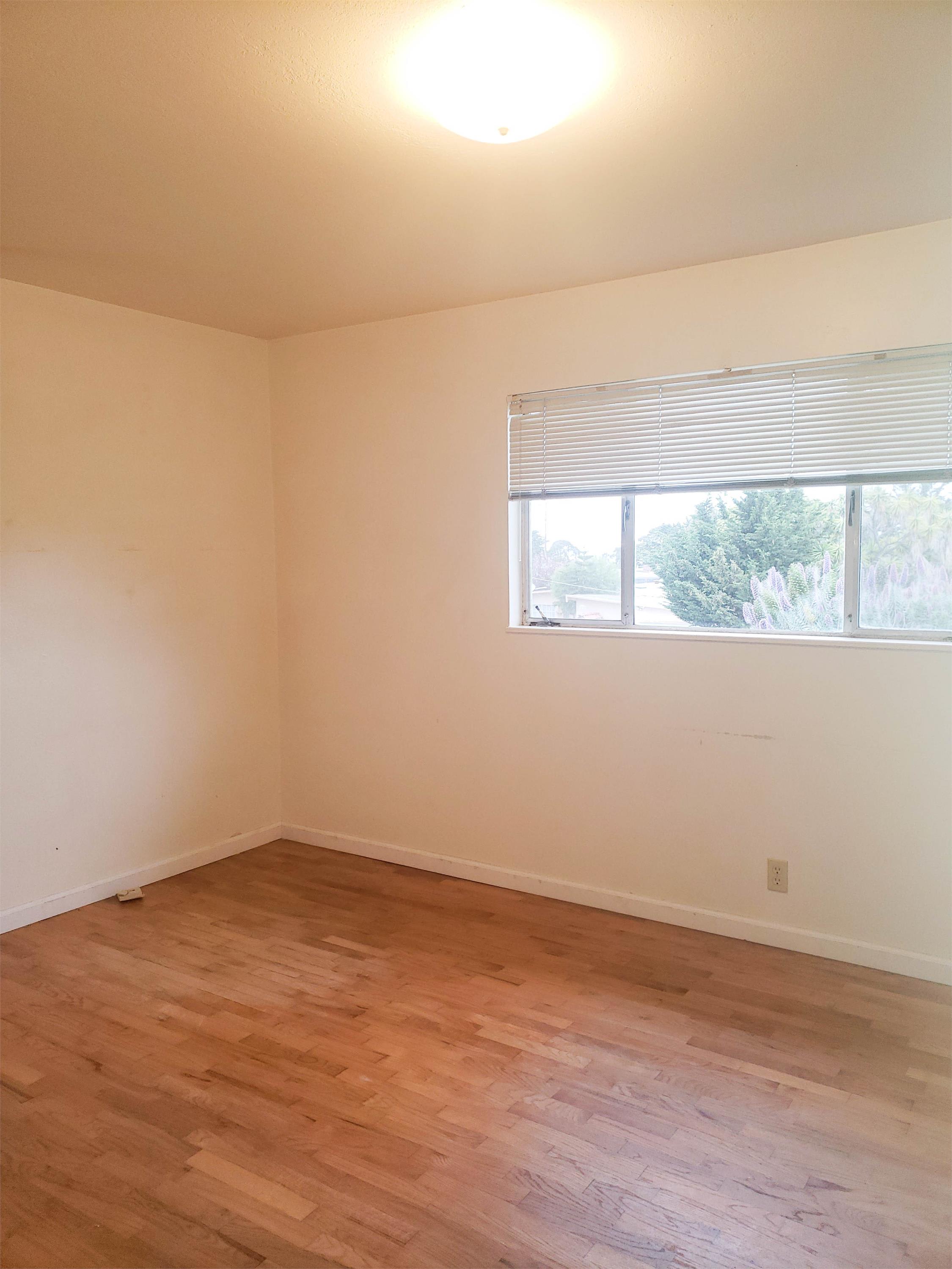 1846 Ord Grove Avenue – photo 4