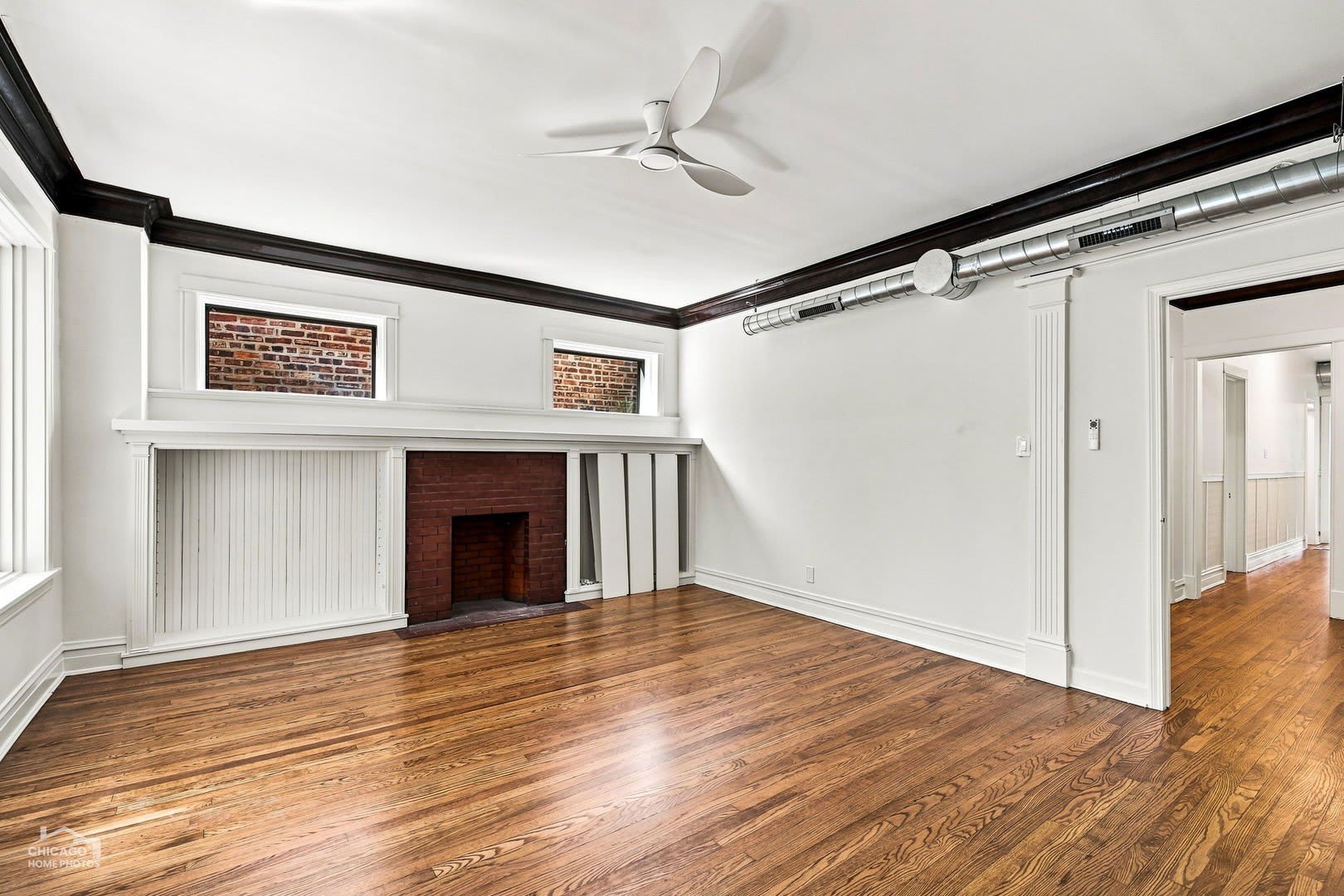 5402 S Woodlawn Avenue – photo 4