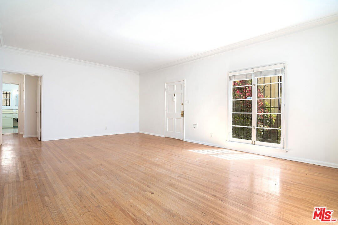 1217 1/2 S Alfred St – photo 4